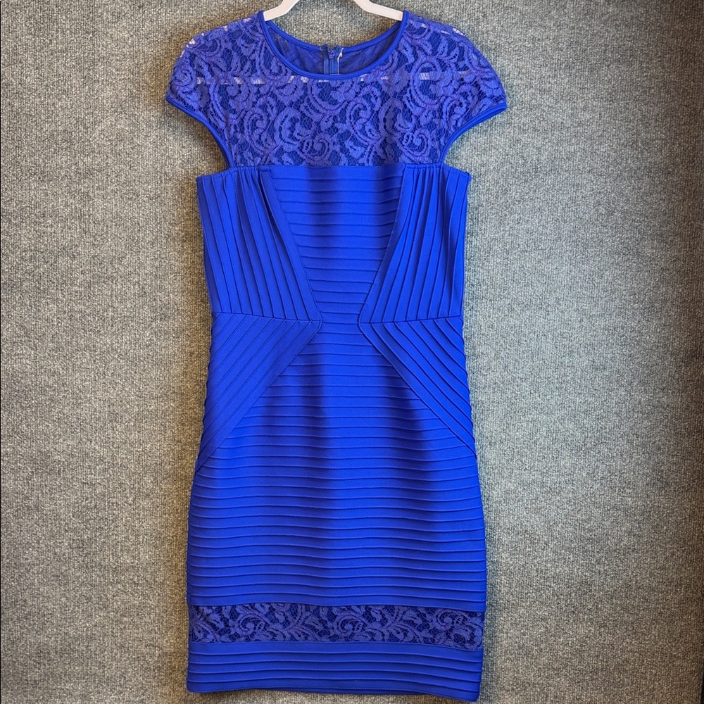 Tadashi Shoji Royal Blue Pintuck Panel and Lace Midi Dress Women’s Large